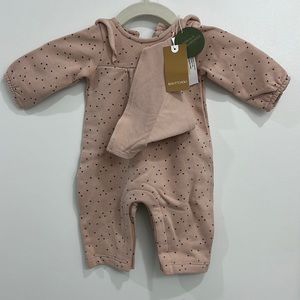 Brand new with tags pastel pink with grey heart pattern baby onesies
